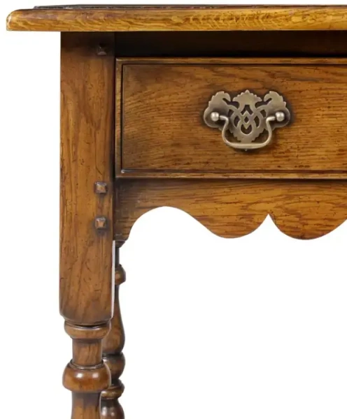 Комод Manor Oak RT010 RT010 купить в интернет магазине Мебель из массива. Звоните +7 495 961-63-63 Столики консоли Индонезия