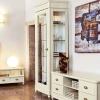 Витрина "Бурбон" Орех BJ929-BJ939   купить в интернет магазине Мебель из массива. Звоните +7 495 961-63-63 Витрины из массива дерева