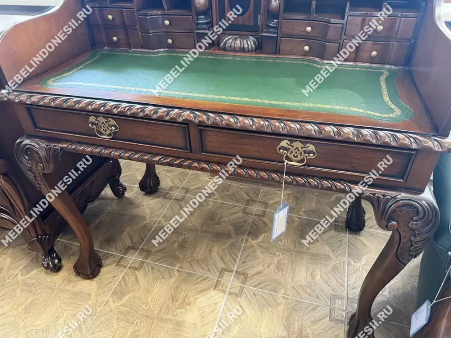Бюро резное Чиппендейл  