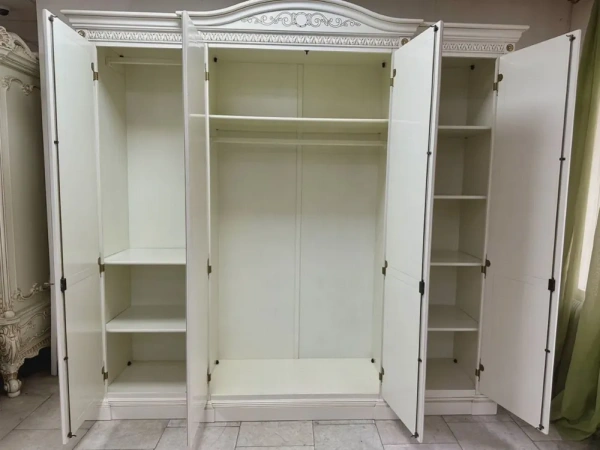 Шкаф 4х дверный "Венеция" Слоновая кость 773  купить в интернет магазине Мебель из массива. Звоните +7 495 961-63-63 Шкафы для одежды из массива дерева