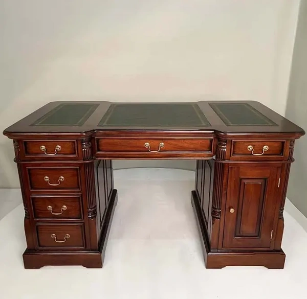 Письменный стол из массива дерева 160 MSMU.903 BROWN W010-D BROWN купить в интернет магазине Мебель из массива. Звоните +7 495 961-63-63 Мебель Индонезии